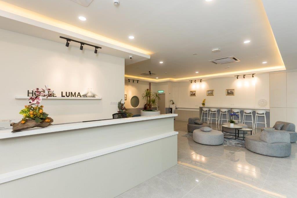 Luma Nest Capsules เซเรมบัน ภายนอก รูปภาพ