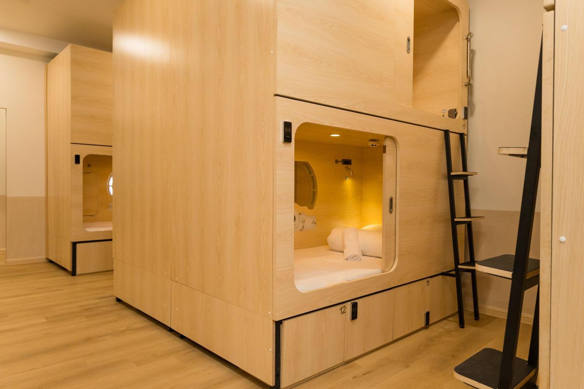 Luma Nest Capsules เซเรมบัน ภายนอก รูปภาพ